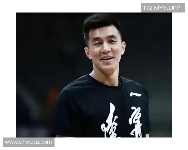 郭艾伦休赛季全力以赴强化训练不留隐患展现篮球痴徒精神